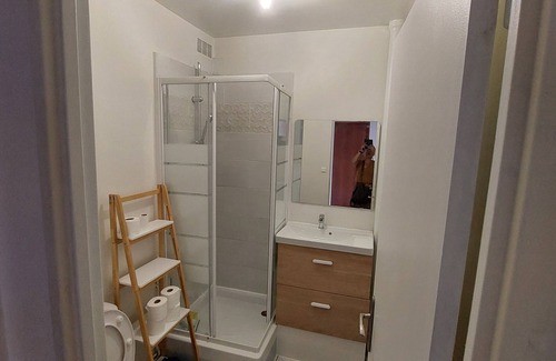 Sens Apartment | Studio ideally located