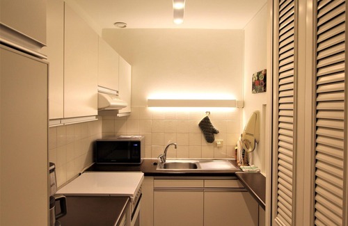 Knokke Apartment | Studio in Het Zoute with Side Sea View