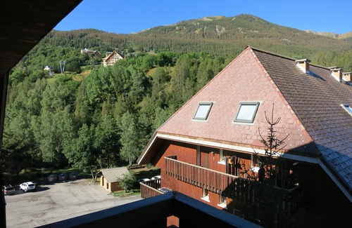 Allos Apartment | Studio in well maintained residence with caretaker in the mountains 1400m.