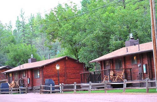 Kohls Ranch Apartment | STUDIO~ KOHLS RANCH LODGE~ MOUNTAIN VIEWS~ BAR/LOUNGE~ RESTAURANT~ POOL~ HOT TUB