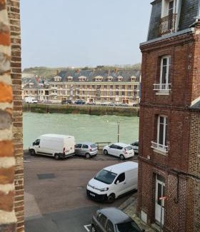 Saint-Valery-en-Caux Apartment | Studio L'orée du port