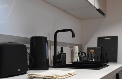 Quartier Beauregard-Boufflers-Buthegnemont-Boudonville Apartment | Studio Le Quai - Nancy Centre - FREE Parking