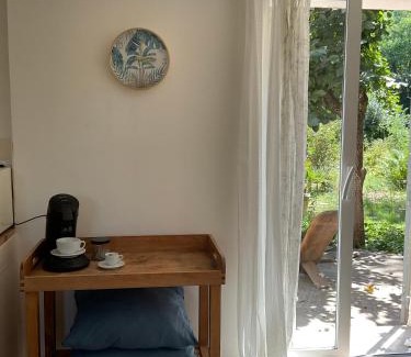 Villeneuve-les-Avignon Apartment | Studio lumineux