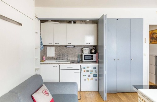 Saint-Lambert Apartment | Studio Lumineux Avec Piscine