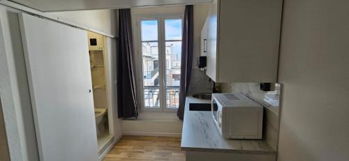 Amerique Apartment | Studio mezzanine proche Zenith - Paris 19 - 2P