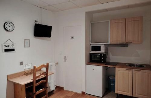 Amelie-les-Bains-Palalda Apartment | Studio N2 Appartement Hôtel Combes