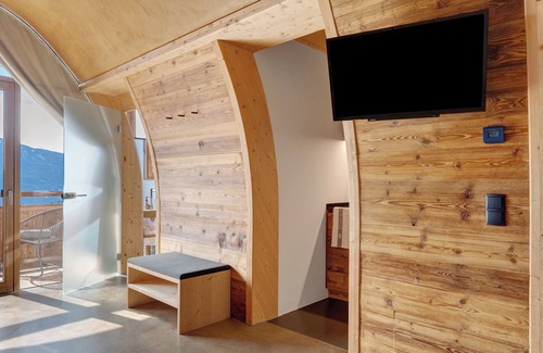 Velturno Apartment | Studio 'Pavilion Water' with Mountain View, Shared Terrace and Wi-Fi