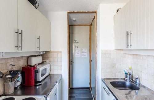 Montchavin Apartment | Studio rénové, 3 pers, proche pistes & commerces, parking gratuit - FR-1-329-50