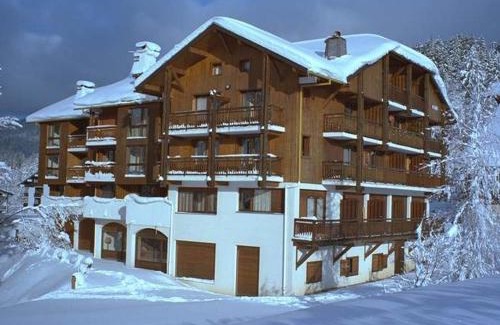 Les Carroz-d'Araches Apartment | Studio rénové 4 pers, centre village, proche pistes et commerces - FR-1-572-61