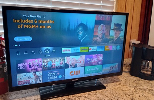 Modesto Apartment | Studio Room with Full Bath