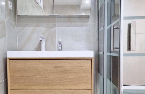 Saint-Leu-la-Foret Apartment | Studio Saint-Leu-la-Forêt, studio flat, 2 persons