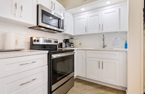 Lower Matecumbe Key Apartment | Studio, Second Floor Partial Views