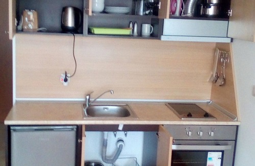 Razlog Apartment | Studio - Sleeps 2 - Pets - Pool - Balcony