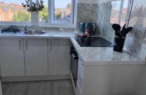 Old Trafford Apartment | Studio Sleeps3- CloseTo OldTrafford - WhP- o2