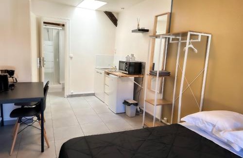 Meaux Apartment | Studio SN9 - Centre-Ville Meaux - Proche Disneyland