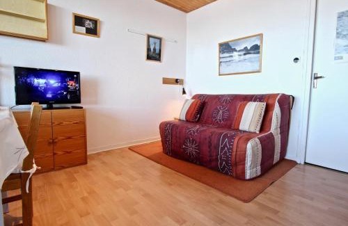 Chamrousse Apartment | Studio spacieux 2 pers proche pistes, balcon, baignoire - FR-1-340-18