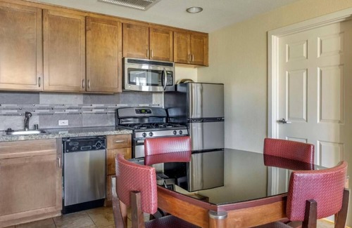 South Lake Tahoe Resort | STUDIO STANDAR LAKE VIEW @Hilton Vacation Club Lake Tahoe Resort South