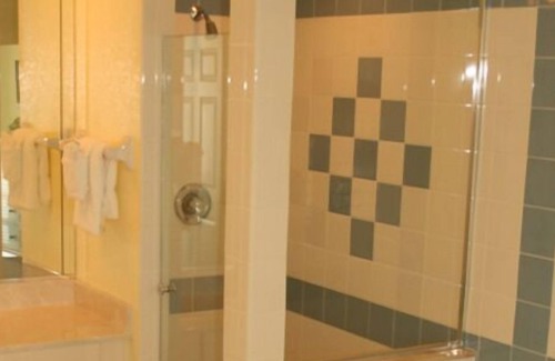 Bostroms Apartment | Studio Suite at Oceanfront Resort w/ Pool, Beach & Free WiFi!