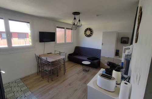 Allemond Apartment | Studio ThiCha Summer and Winter offers access to the Oisans resort and Alpe d'Huez.