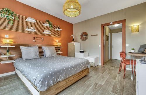 Aix-les-Bains City Center Apartment | Studio Victoria SPA, au coeur du centre-ville CABINE HAMMAM -WIFI -GRAND LIT DOUBLE QUEEN SIZE 160x200cm