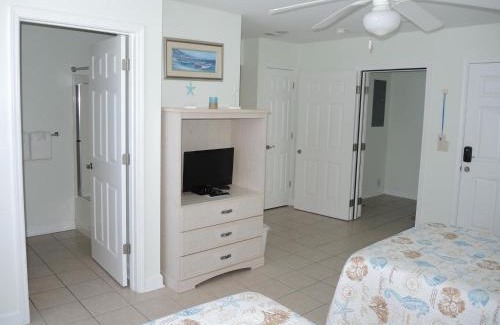 Calabash Apartment | Studio Villa 2307L with Golf Course Onsite