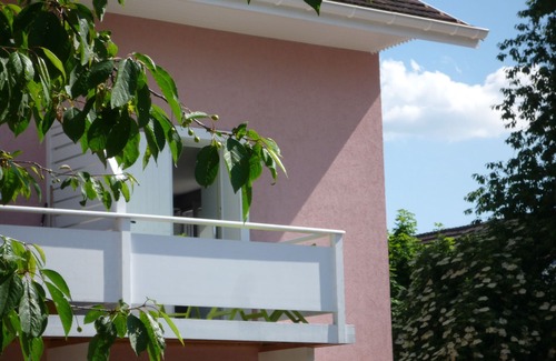Thonon-les-Bains Apartment | Studio with balcony in the center of Thonon, near the thermal baths, 2 people