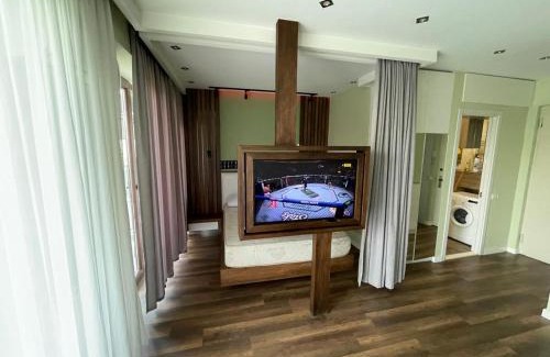 Tbilisi Apartment | Studio with Kikvidze Park view