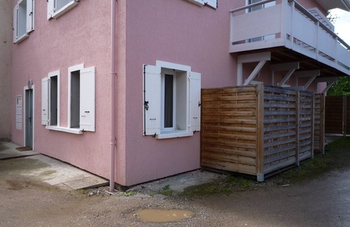 Thonon-les-Bains Apartment | Studio with private parking Thonon center, very close to Thermes