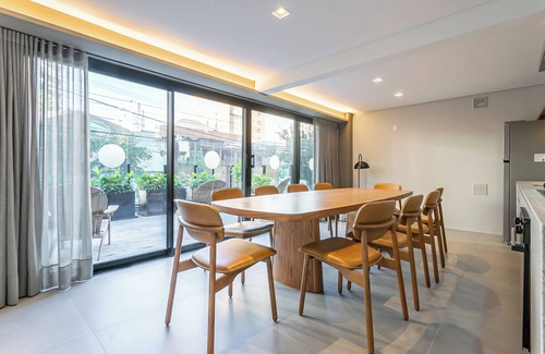 Centro Condo | Studios Rio Branco by Viva - Prédio moderno, aptos com cama king-size no centro de Floripa