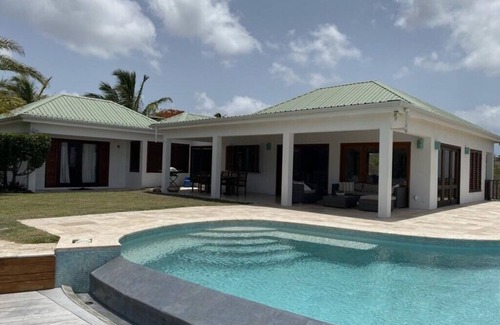Falmouth Villa | Stunning 3+ BDRM Villa with Infinity Pool & Breathtaking Views