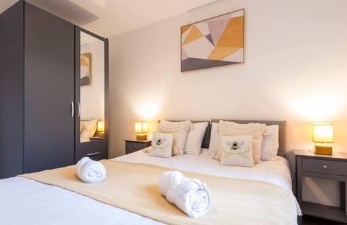 Derby House | Stunning 3-Bed House in Derby