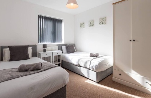 Derby House | Stunning 3-Bed House in Derby