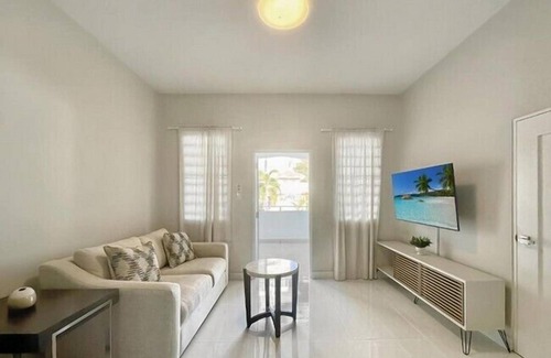 Parque Hotel | Stunning 3-Bedroom Beachside Apartment