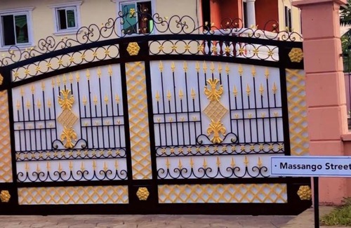 Limbe House | Stunning 3-Bedrooms GuestHouse in Limbe Cameroon