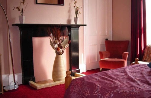 Laurieston Apartment | Stunning 5 bedroom top floor flat in traditional Edinburgh tenement.