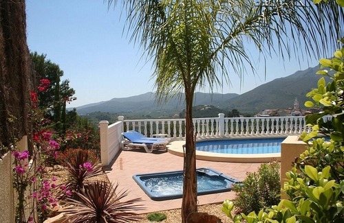 Parcent Villa | Stunning Accommodation With Heated Private Pool And Outdoor Jacuzzi Hot Tub