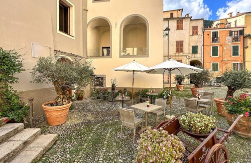 Pieve di Teco Apartment | Stunning apartment in Pieve di Teco with WiFi