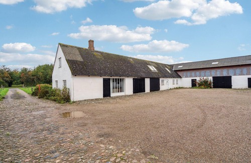 Faaborg Apartment | Stunning apartment in Faaborg with WiFi