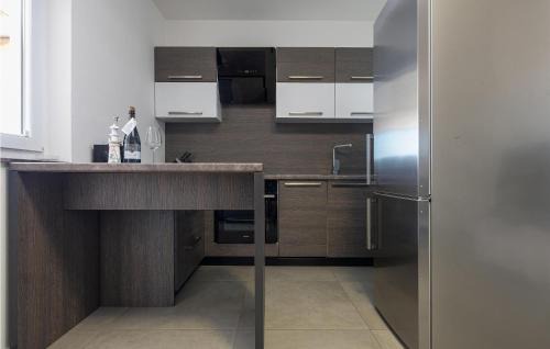 Kustici Apartment | Stunning Apartment In Kustici, Novalja