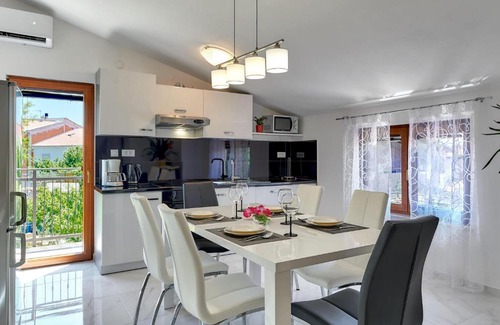 Pula Apartment | Stunning Apartment In Pula With Wifi