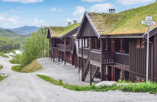 Vinje Apartment | Stunning apartment in Vågslid with WiFi