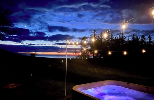 Ludington House | Stunning Brand New Lakefront Home on Lake Michigan w/Hot Tub & 5 Bedrooms