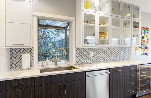 Kirkland House | Stunning, centrally located Modern Home with easy Lake access