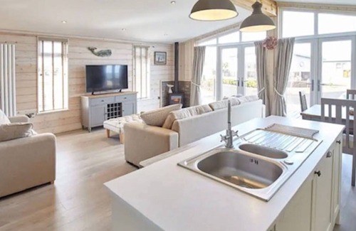 Runswick Bay Cabin | Stunning Coastal Lodge