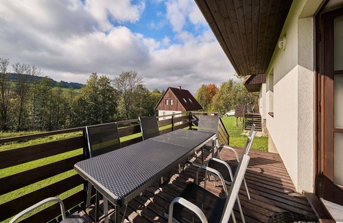 Starkov House | Stunning private villa for 6 people with pool, WIFI, TV, patio, pets allowed and panoramic view