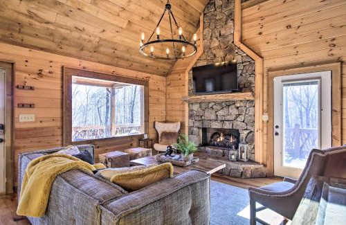 Morganton House | Stunning Escape with Loft, Hot Tub and Mtn Views!
