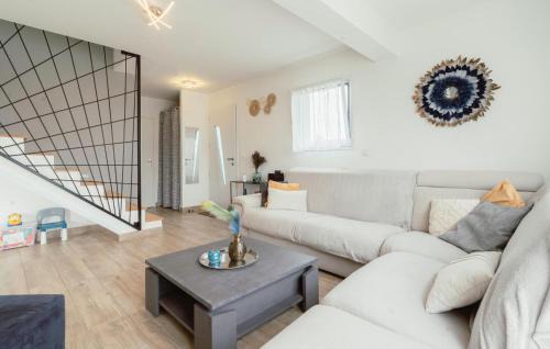 Esquay-Notre-Dame House | Stunning Home In Esquay-Notre-Dame