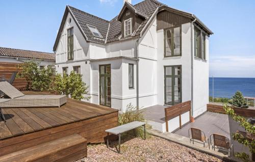 Sandkaas House | Stunning Home In Allinge With Wifi