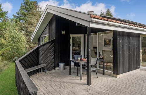 Torup Strand House | Stunning home in Fjerritslev with sauna