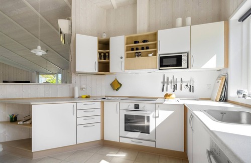 Flovt Strand House | Stunning home in Haderslev with sauna